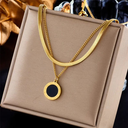 Collar Dorado Doble Círculo Negro