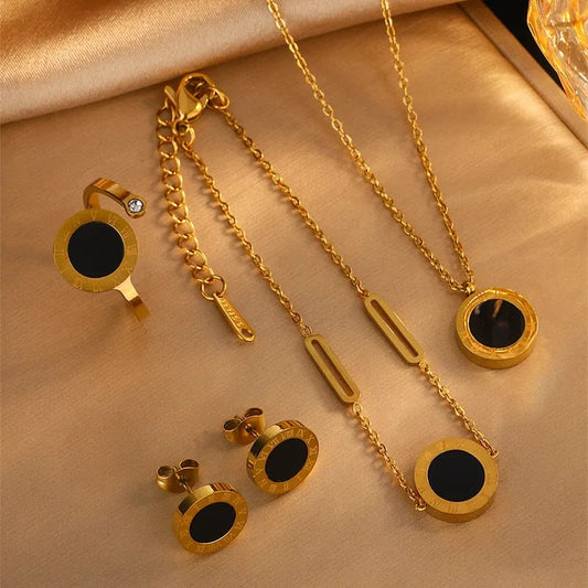 Set Dorado  De Collar, Aretes, Anillo y Pulsera Circulo Negro